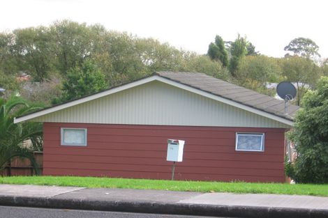 Photo of property in 35 Brunner Road, Glen Eden, Auckland, 0602