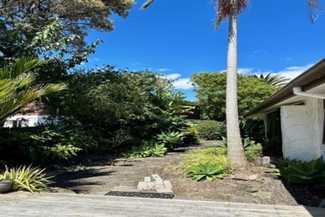 Photo of property in 6 Matanui Street, Northcote, Auckland, 0627