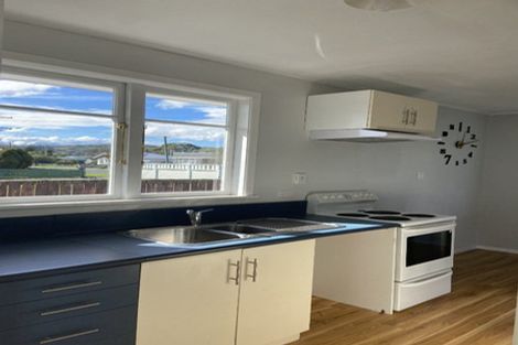 Photo of property in Hunter Road, Eltham, 4673