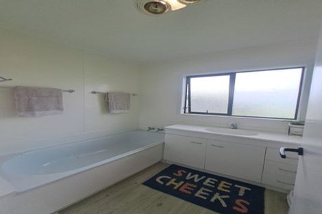 Photo of property in 8 Pacific Street, Waiuku, 2123