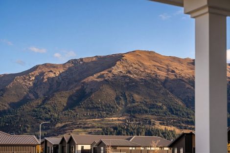 Photo of property in 105 Burdon Loop, Lake Hawea, 9382
