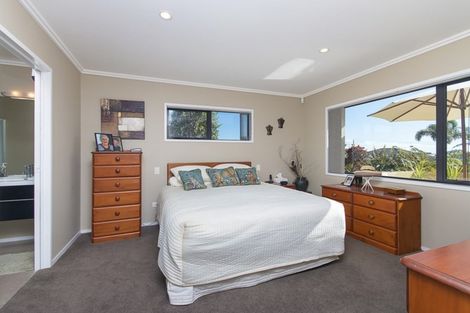 Photo of property in 1 Ludlow Place, Pukekohe, 2120