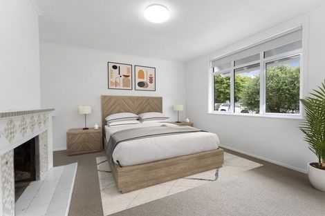 Photo of property in 33 Weymouth Street, New Plymouth, 4310