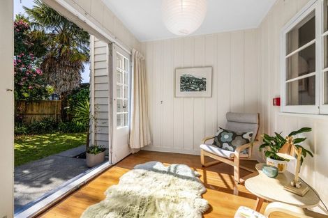 Photo of property in 2/46 Fendalton Road, Fendalton, Christchurch, 8014