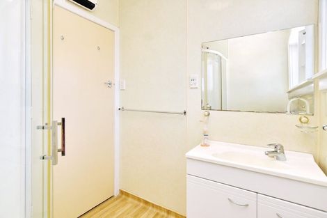 Photo of property in 28 Wimborne Crescent, Aranui, Christchurch, 8061