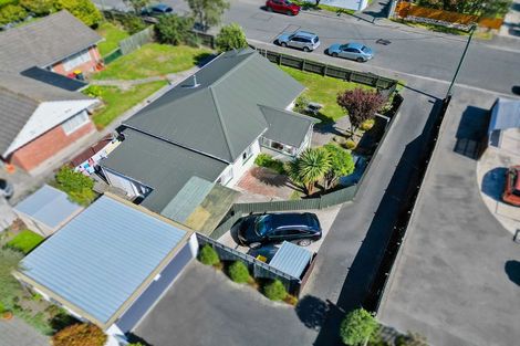 Photo of property in 9 Lothian Street, Ilam, Christchurch, 8041
