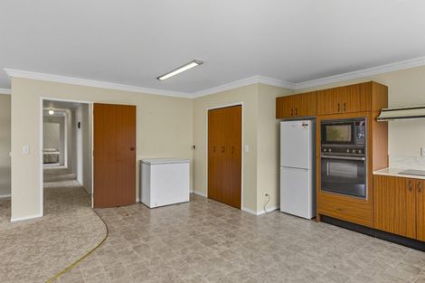 Photo of property in 11 The Avenue, Paraparaumu Beach, Paraparaumu, 5032