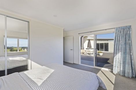 Photo of property in 576a Mangorei Road, Mangorei, New Plymouth, 4371