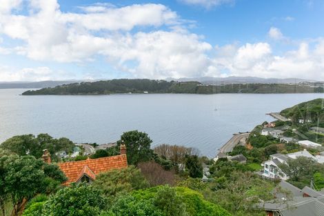 Photo of property in Grafon Court Flats, 5/53 Grafton Road, Roseneath, Wellington, 6011