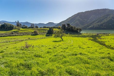 Photo of property in 888 Queen Charlotte Drive, Linkwater, 7281