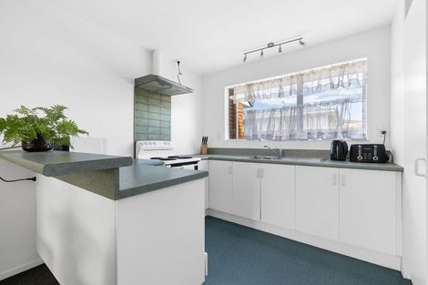 Photo of property in 94 Wainui Street, Riccarton, Christchurch, 8041