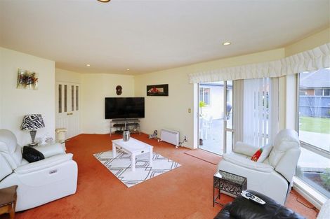 Photo of property in 10 Courtenay Drive, Kaiapoi, 7630