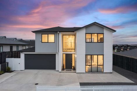 Photo of property in 70 Symes Drive, Red Beach, 0932