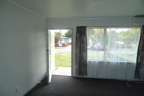 Photo of property in 8u1 Holloway Place, Forest Lake, Hamilton, 3200