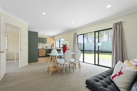 Photo of property in 11 Campile Close, East Tamaki, Auckland, 2016