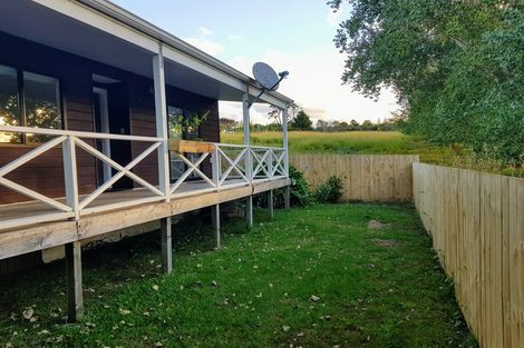 Photo of property in 240 Henderson Valley Road, Henderson, Auckland, 0612