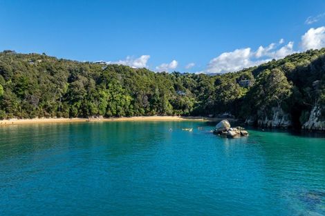 Photo of property in 180 Tokongawa Drive, Kaiteriteri, Motueka, 7197