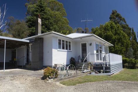 Photo of property in 233 South Road, Mauriceville, Masterton, 5882