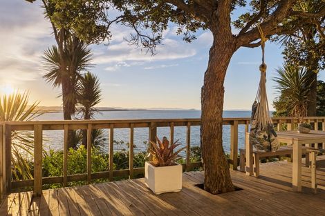 Photo of property in 110 Town Point Road, Maketu, 3189