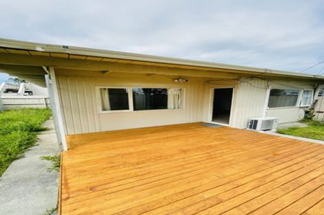 Photo of property in 7/5 Keeling Road, Henderson, Auckland, 0612