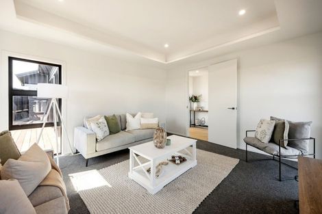 Photo of property in 37 Taahunui Rise, Peacocke, 3206