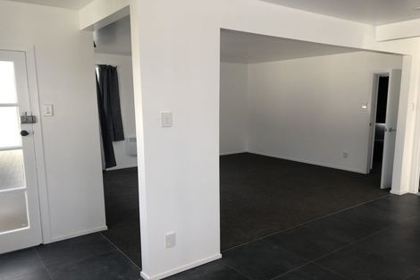 Photo of property in 11 Kotuku Street, Te Atatu Peninsula, Auckland, 0610