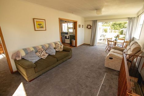 Photo of property in 33 Gawler Street, Te Horo Beach, Otaki, 5581
