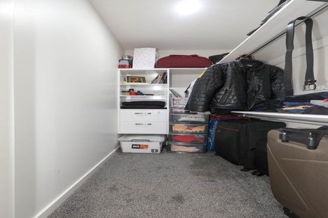 Photo of property in 16 Rosarina Lane, Takanini, 2112