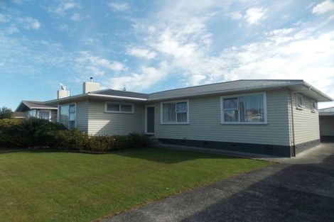 Photo of property in 45 Sutherland Crescent, Westbrook, Palmerston North, 4412