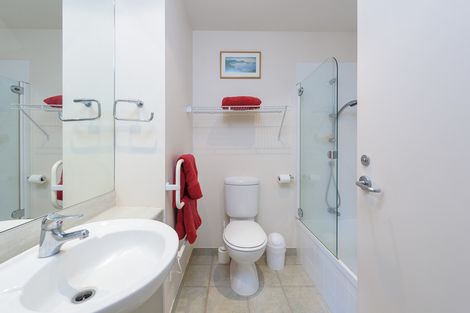 Photo of property in 52/12 Maunganui Road, Mount Maunganui, 3116