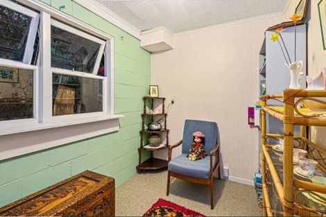 Photo of property in 424 Don Buck Road, Massey, Auckland, 0614