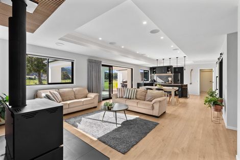 Photo of property in 51 Pigeon Valley Road, Wakefield, 7025