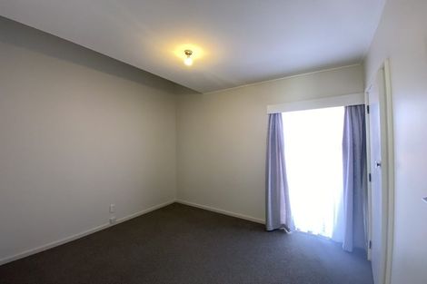 Photo of property in 56 Dowse Drive, Maungaraki, Lower Hutt, 5010