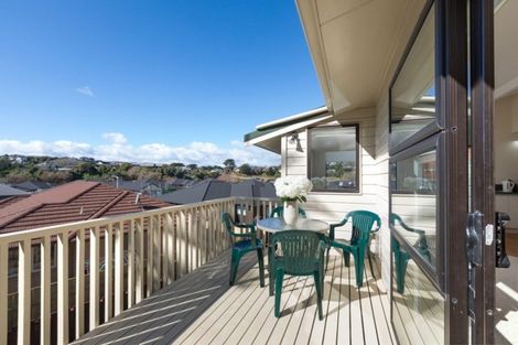 Photo of property in 27a Shackle Lane, Whitby, Porirua, 5024