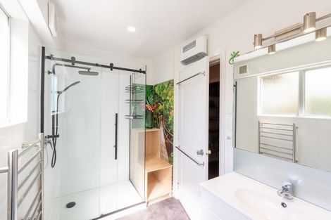 Photo of property in 3 Ardal Grove, Tirohanga, Lower Hutt, 5010