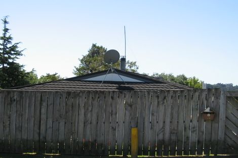 Photo of property in 2/29 Mayall Avenue, Beach Haven, Auckland, 0626