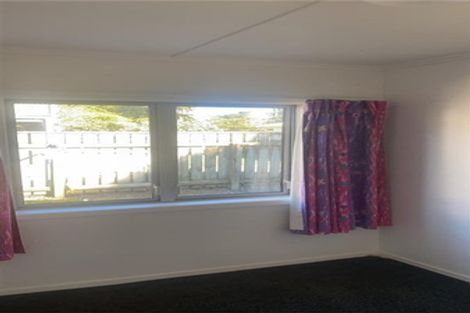 Photo of property in 40a-b Belt Road, Moturoa, New Plymouth, 4310