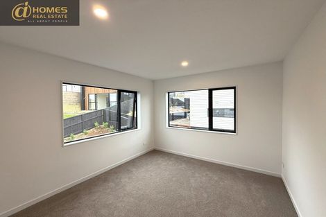 Photo of property in 15 Tupa Street, Long Bay, Auckland, 0630