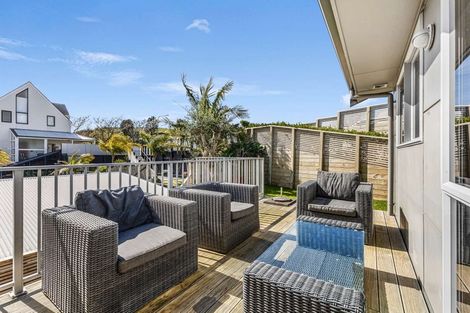 Photo of property in 23 York Crescent, Westown, New Plymouth, 4310