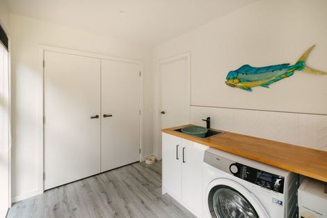 Photo of property in 38a Pohutukawa Drive, Levin, 5571