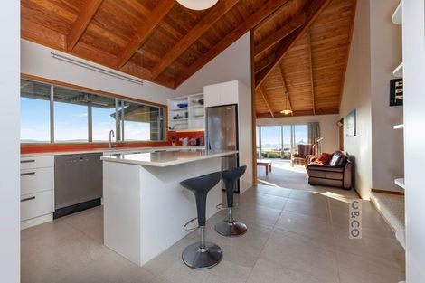 Photo of property in 457 Kiwitahi Road, Helensville, 0875