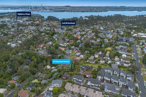 Photo of property in 30 Glenwood Avenue, Birkenhead, Auckland, 0626