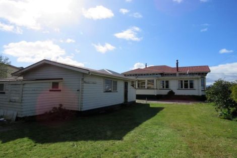 Photo of property in 34 Peel Street, Westport, 7825