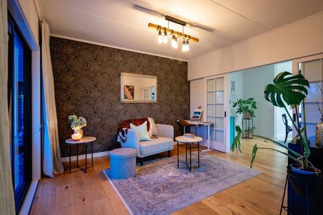 Photo of property in 55 Breadalbane Avenue, Havelock North, 4130