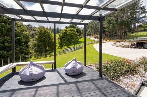 Photo of property in 43 Pinetone Road, Kumeu, 0892