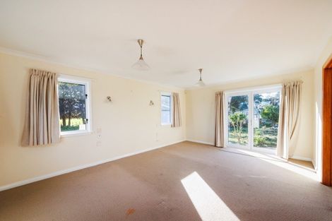 Photo of property in 2390 State Highway 3, Sanson, Palmerston North, 4479
