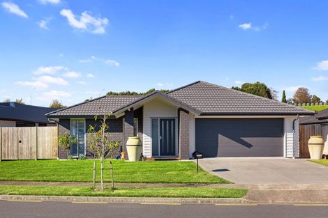 Photo of property in 120 Whakaturou Crescent, Pyes Pa, Tauranga, 3112