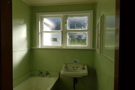 Photo of property in 32 Alfredton Road, Eketahuna, 4900