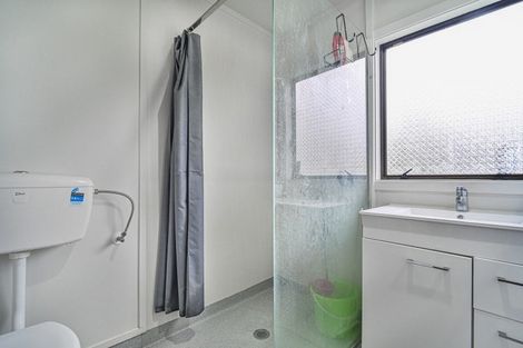 Photo of property in 2/708 Terrace Road, Parkvale, Hastings, 4122