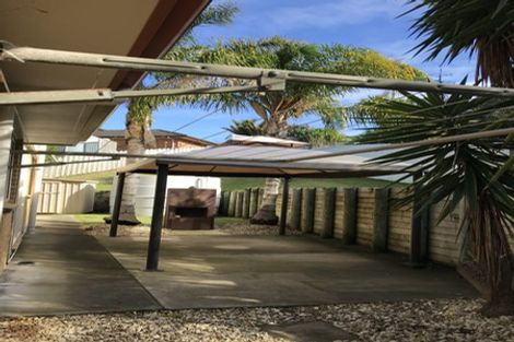Photo of property in 19 Toomer Place, Beachlands, Auckland, 2018